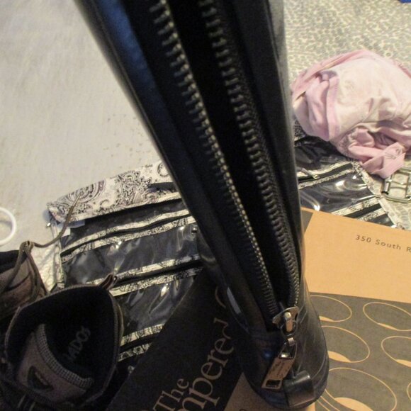new burberry rain boots black and gray zippers up back 7  38 - Picture 3 of 9